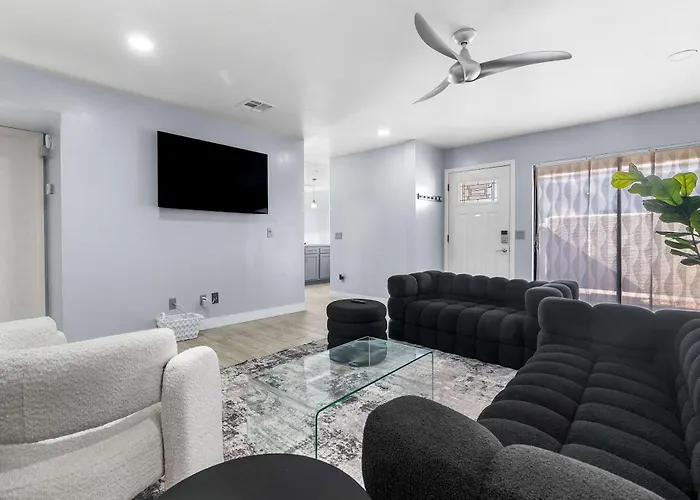 Private Bath Walk To Asu & Mill Apartment